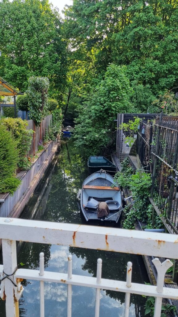 Utrecht City Walk East; self-guided walking route Vogelenbuurt & Wittevrouwen