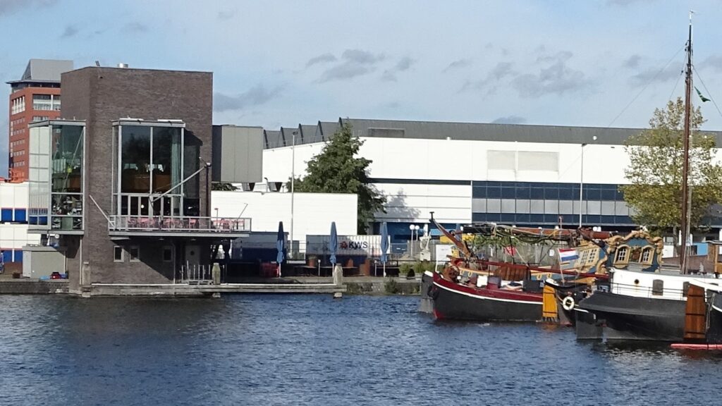 Fico, fine dining restaurant with harbour views at Utrecht Veilinghavenkade
