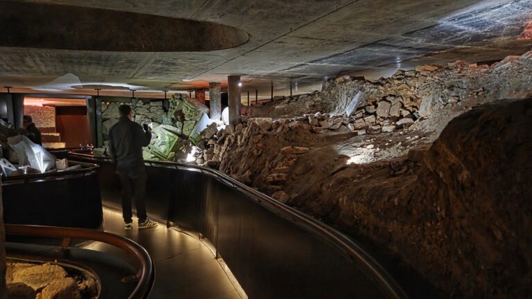 DOMUnder Utrecht; ondergrondse rondleiding langs 2000 jaar geschiedenis (onder het Domplein)